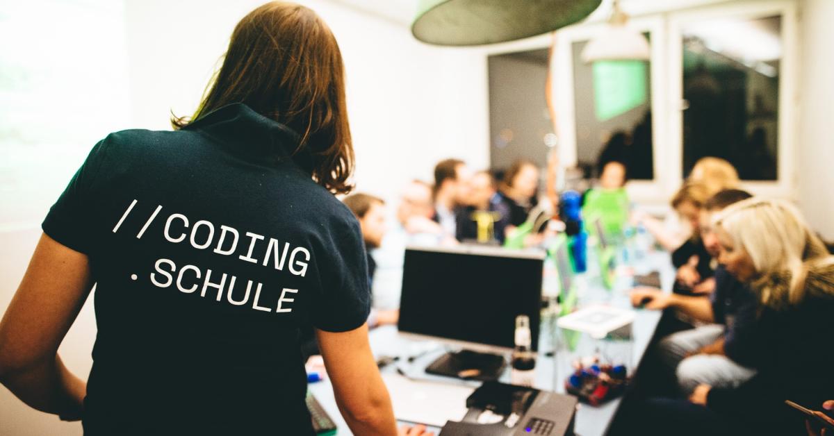 Für jugendliche Schüler*innen: Programmiersprache Python und Scratch lernen Für jugendliche Schüler*innen: Programmiersprache Python und Scratch lernen